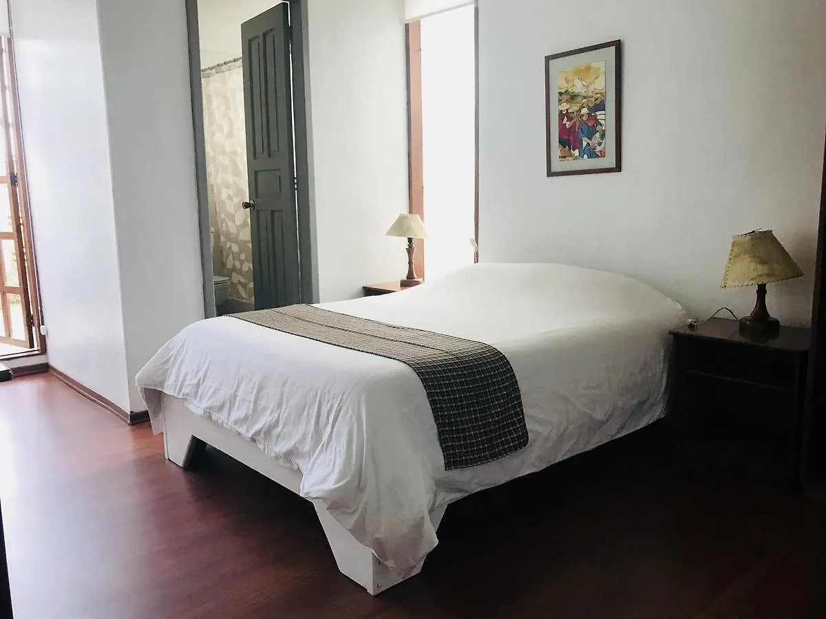 Hostal Posada del Maple Quito Ecuador