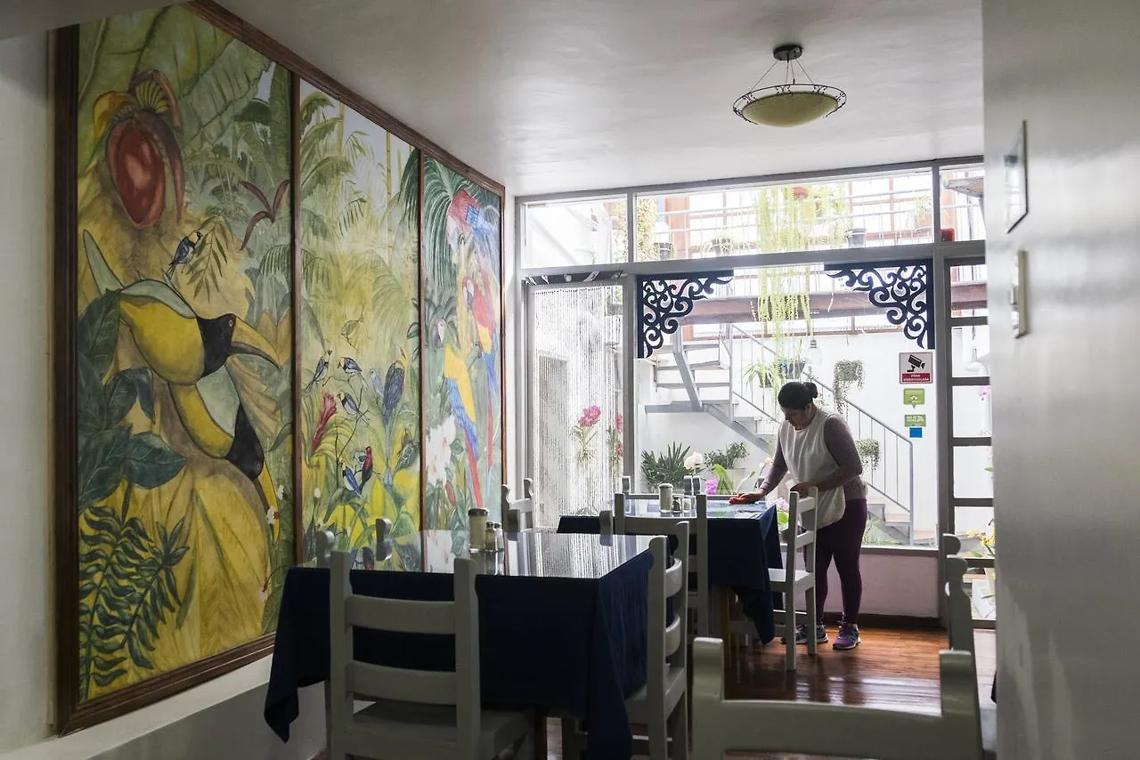 Vandrarhem Hostal Posada Del Maple Quito