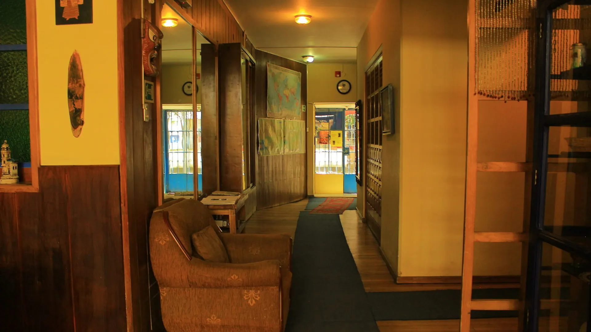Hostal Posada Del Maple Quito Ecuador