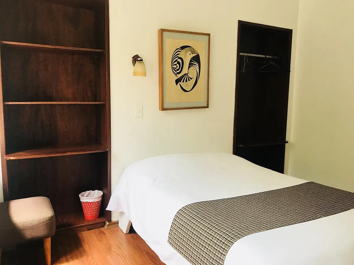 Hostel Hostal Posada Del Maple Quito