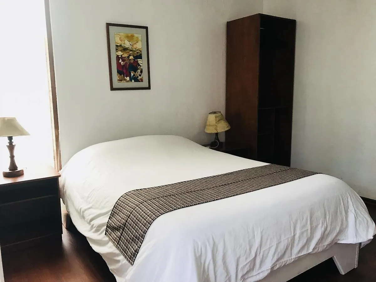 Hostal Posada Del Maple Quito