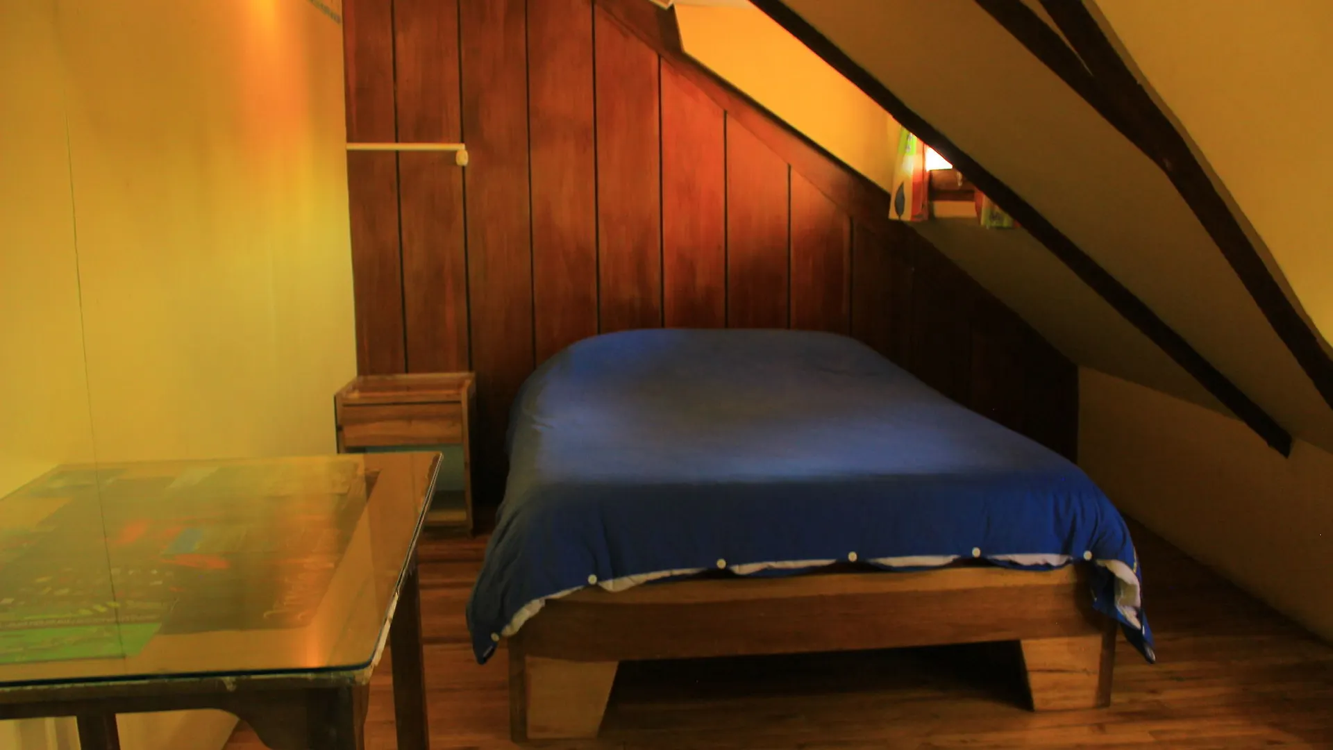 Hostal Posada Del Maple Quito Hostel