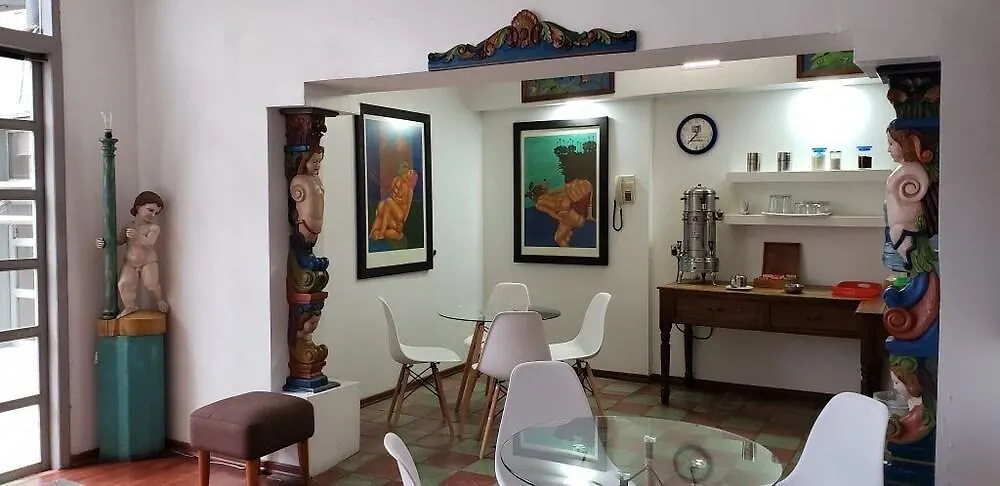Hostal Posada Del Maple Quito 0*,  Ecuador
