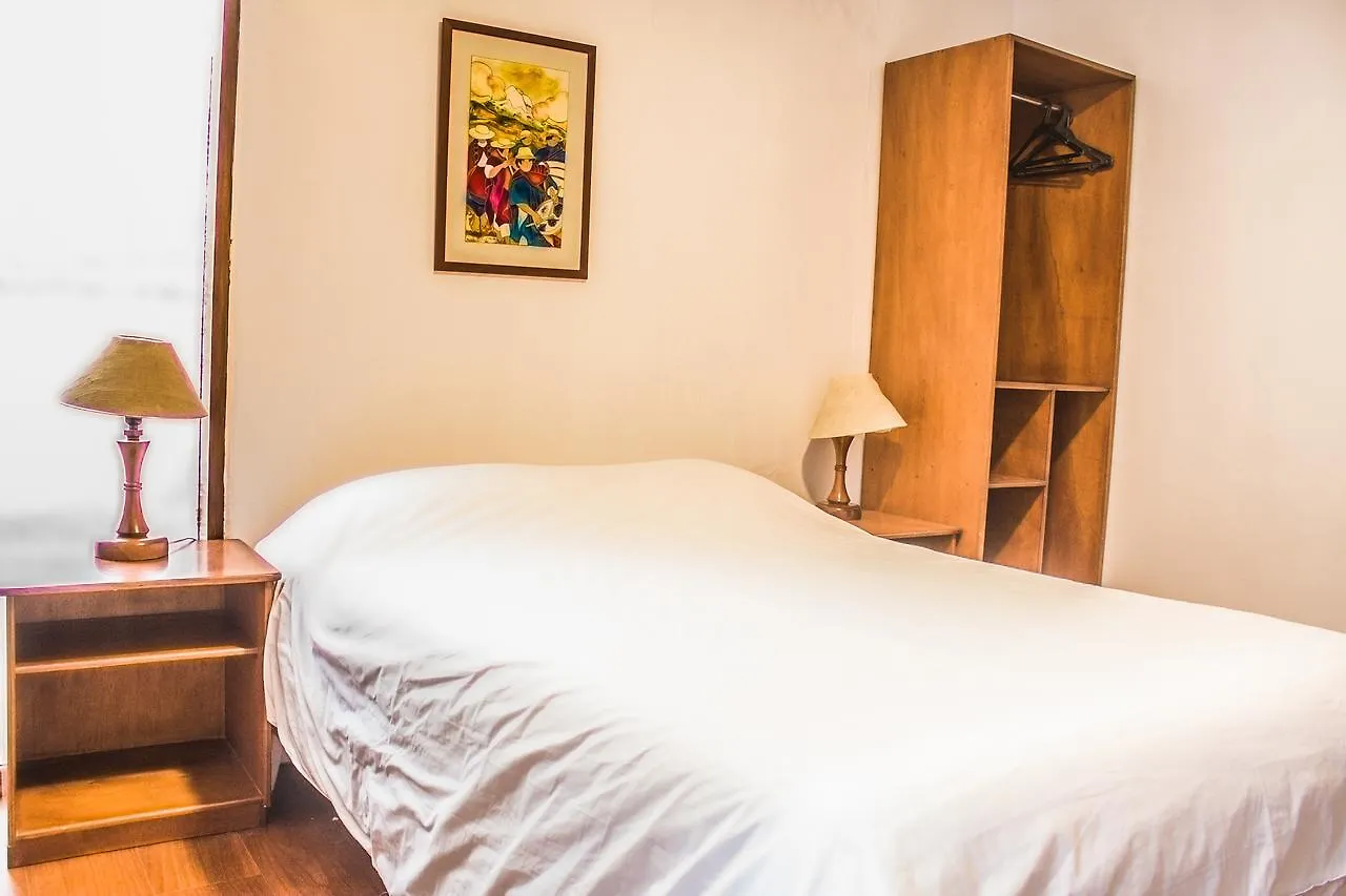 Hostal Posada Del Maple Quito 0*,  Ecuador